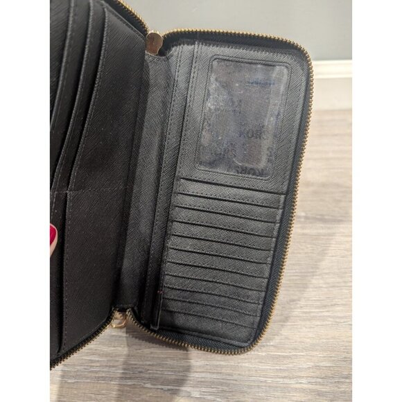 Michael Kors Wallet Classic Monogram Zip Around Black Patent Leather Wristlet - Picture 10 of 16